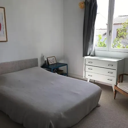 Maison De Calme Climatisee Et Terrasse Casa de Férias *
